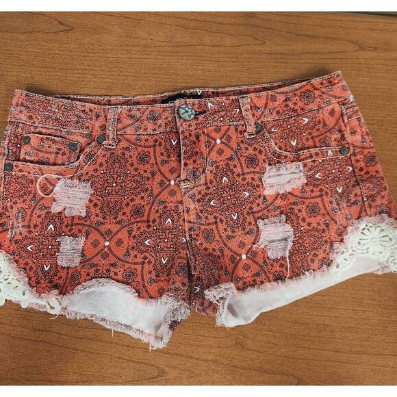 Rue 21 Cutoff Denim Shorts. Red Bandana Print, Lace Insets, Distressed. Sz 9/10 - Picture 1 of 6